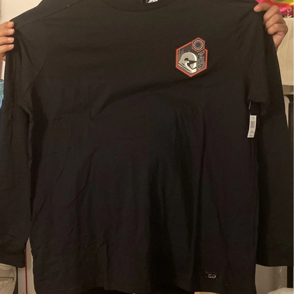 NWT Star Wars Galaxys Edge Shirt